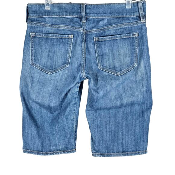 Old Navy The Flirt Bermuda Shorts Womens 4 Blue Denim Mid Rise Casual Jean - Picture 6 of 8